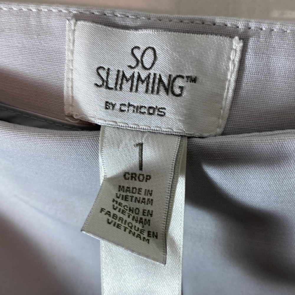 Chico’s So Slimming Crop Pants Flat Front Side Zip Size 8/10 - Picture 3 of 7